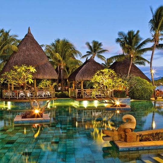 La Pirogue A Sun Resort