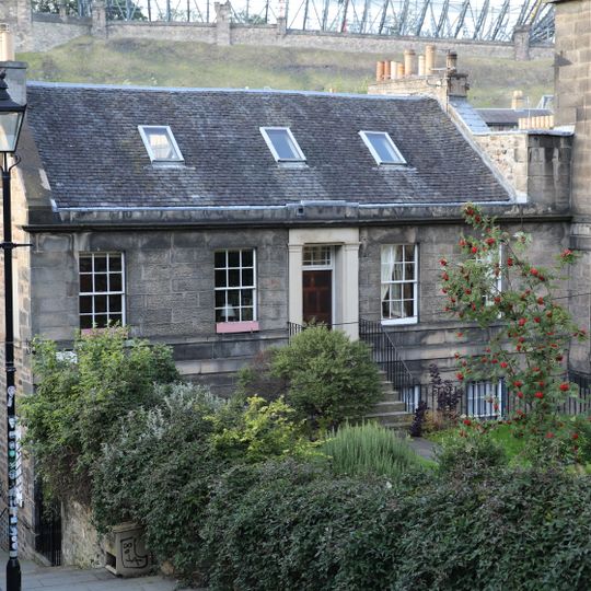 Edinburgh, The Vennel, 1-3 Brown's Place