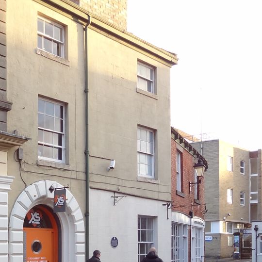 33A,33, Market Place