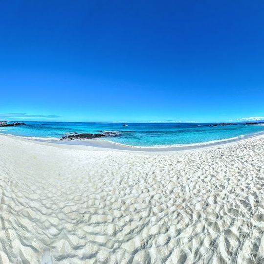 Puʻu Aliʻi Beach