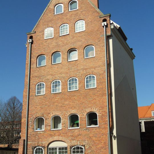 Spichrz, ob. dom mieszkalny