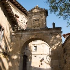 Arco De Larrazuria