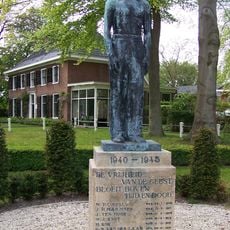 Resistance fighters monument