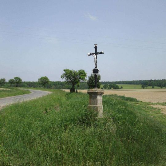 Kříž severně od Louňové