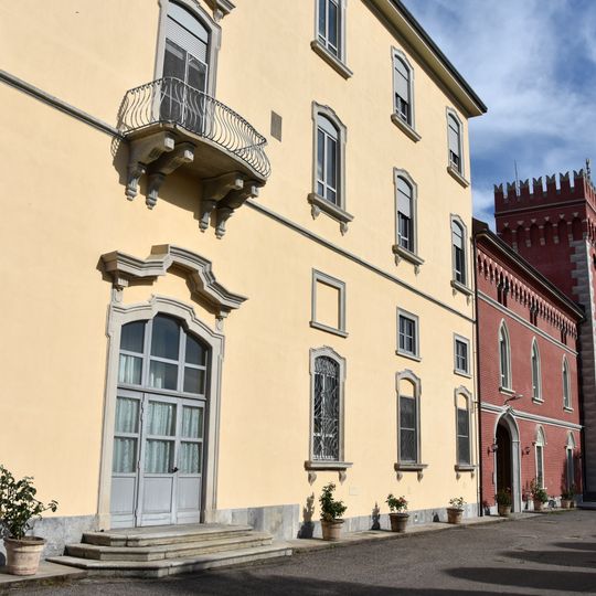 Castello di Venegono Superiore