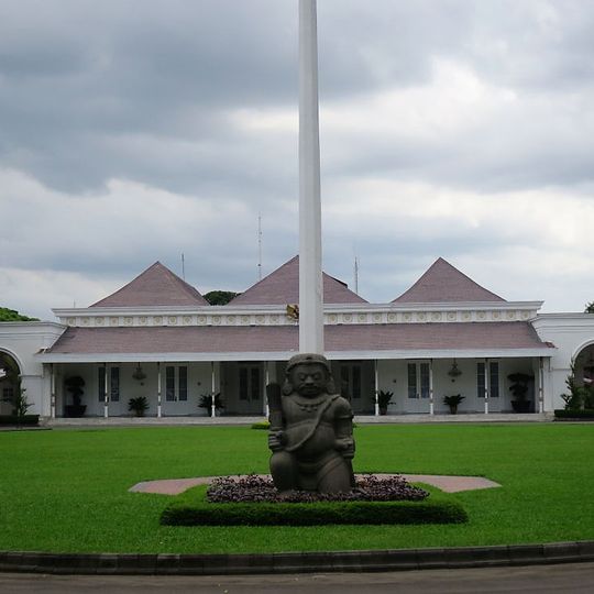 Gedung Agung