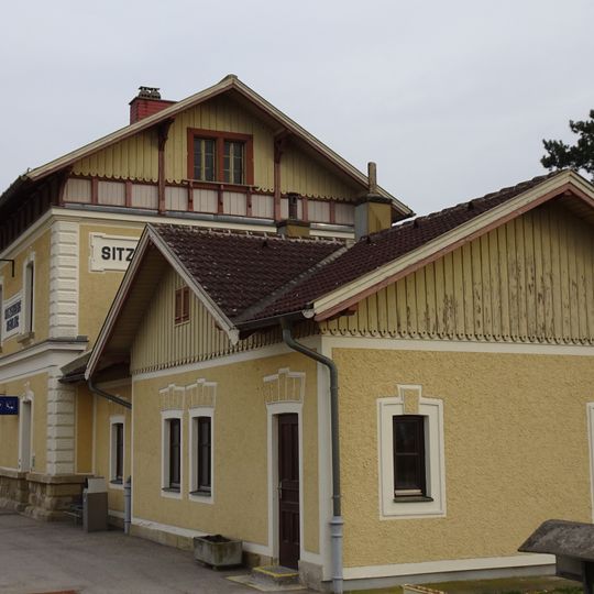 Station building Sitzenberg-Reidling