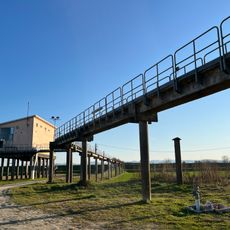 Lifting system of river Po