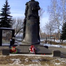 Памятник В.Ф. Рудневу, командиру крейсера «Варяг» (Тула)