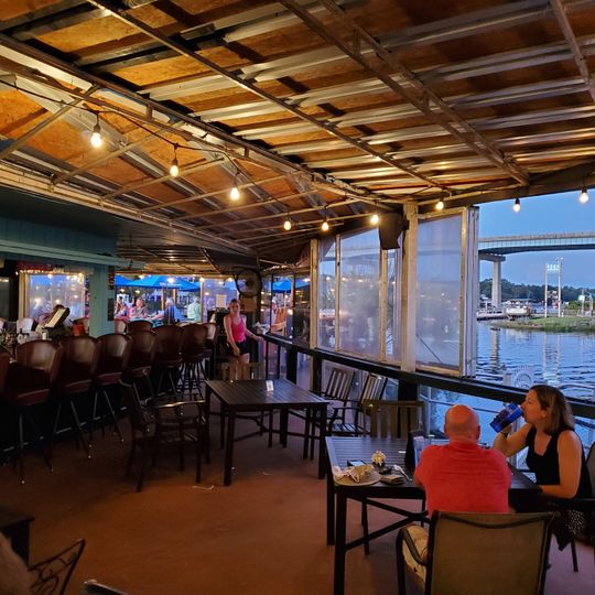 Filet's Waterfront