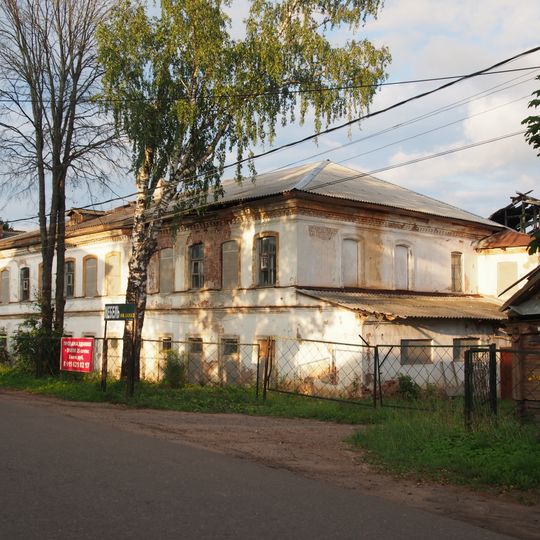 Дом священника Г. Домкинского