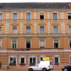 Bismarckplatz 8