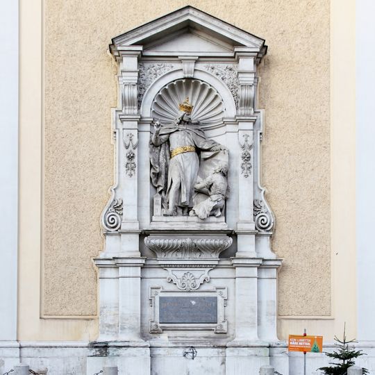 Denkmal Herzog Heinrich II. Jasomirgott, Schottenkirche, Vienna