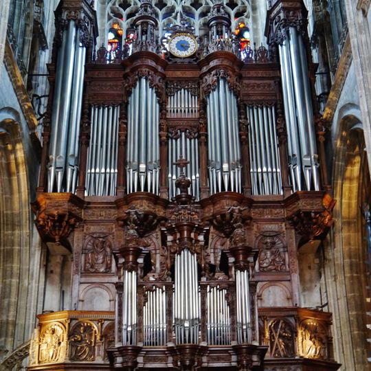 Pipe organ