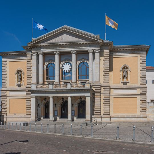 Halle Opera House