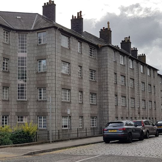 8 Rosemount Square, Aberdeen