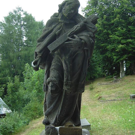 Socha svatého Jana Nepomuckého na schodišti ke kostelu ve Vilémově