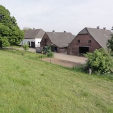 Langwerpig dwarshuis