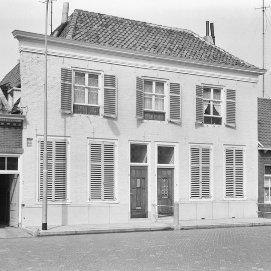 Markt 27, Sint Maartensdijk