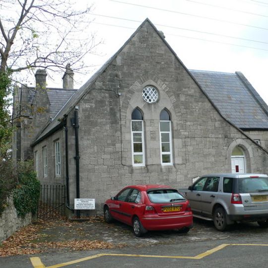 Trefnant School