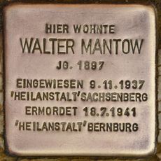 Stolperstein en memoria de Walter Mantow