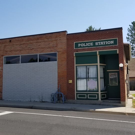 Hewlett &#38; Hughes Barbershop