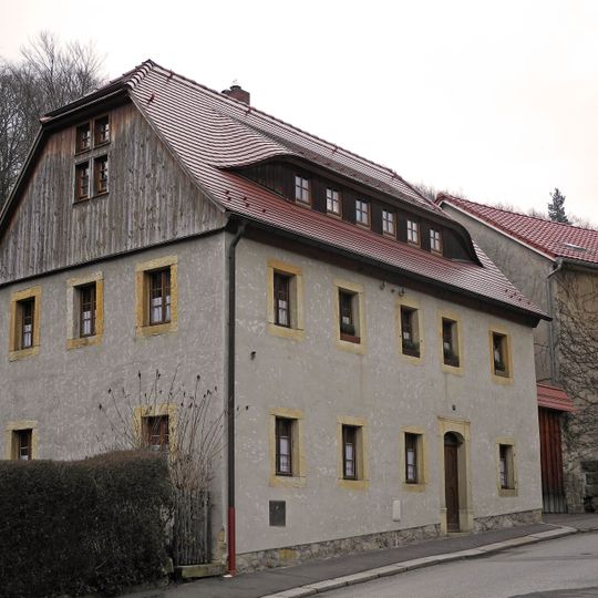 Wohnhaus Hellendorfer Straße 17