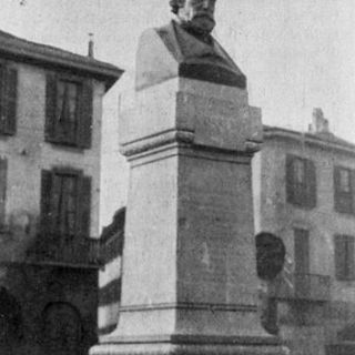 Monument to Cesare Correnti