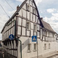 Heisterbacher Straße 128