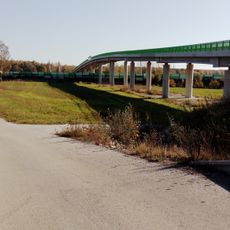 Most Hamerské ulice přes přeloženou železniční trať ve Veselí nad Lužnicí