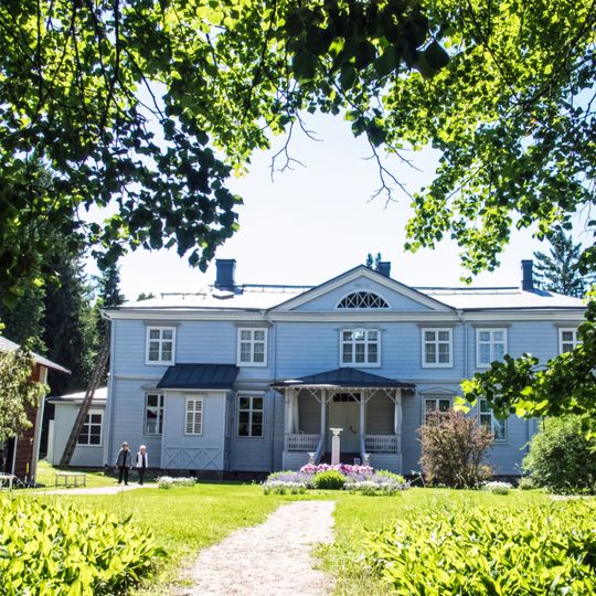 Urajärvi Manor