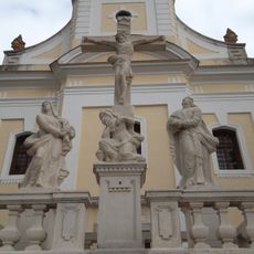 Areál farského kostola, súsošie-socha III.