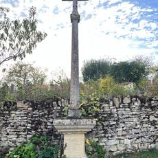 Croix du bourg de Vareilles