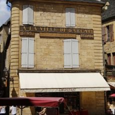 Maison, 8 place du Peyrou