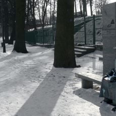 Ławeczka ks. Piotra Wawrzyniaka w Śremie