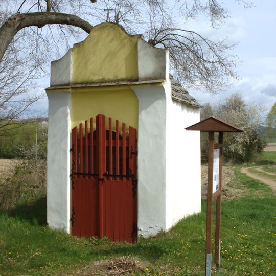 Kaple severně od Zeleného