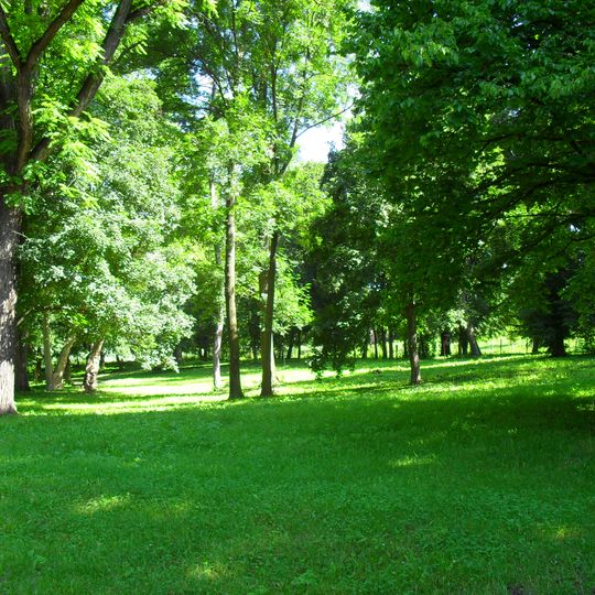 Kaštieľ Valice s areálom, park