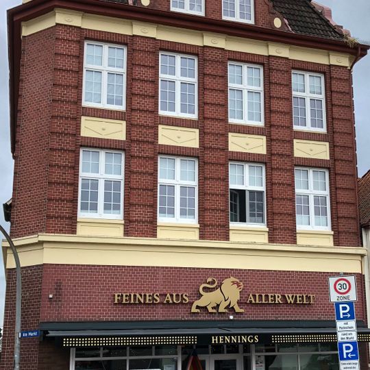 Wohn- und Geschäftshaus