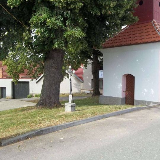 Kříž v Záluží u Budislavě