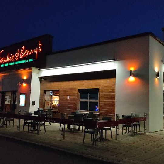 Frankie & Benny's