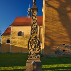 Kříž v Němčicích nad Hanou na Komenského náměstí