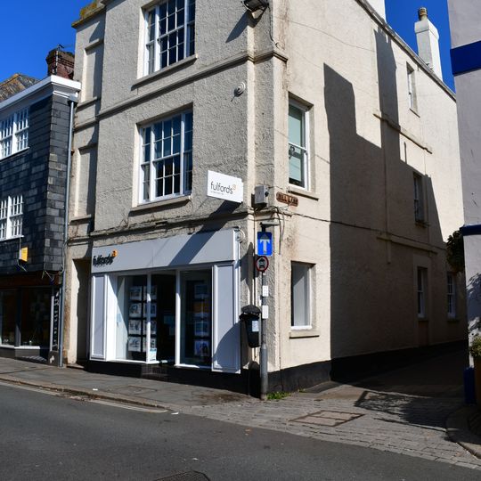 1 Fore Street, and 1A and 1B Mill Lane