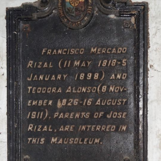 First burial site of José Rizal’s parents historical marker