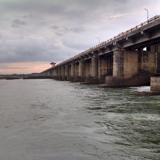 Dowleswaram Barrage