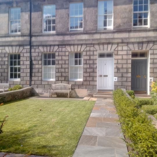 Edinburgh, 4 Comely Bank