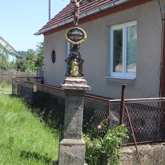 Kříž na Brněnské ulici v Kralicích nad Oslavou