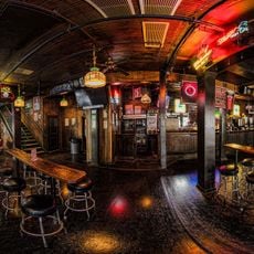 Kelly's Westport Inn