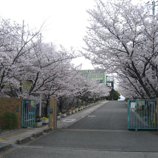 Kitakawachi Satsukigaoka High School