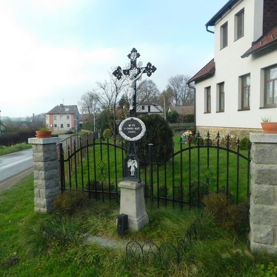 Kříž na východním okraji Úsobí