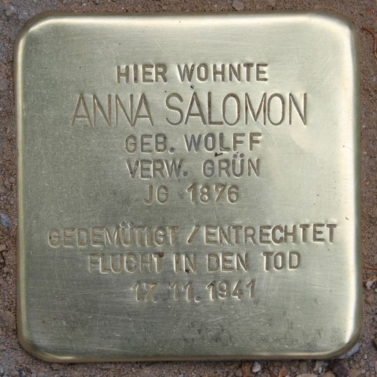Stolperstein dedicated to Anna Salomon